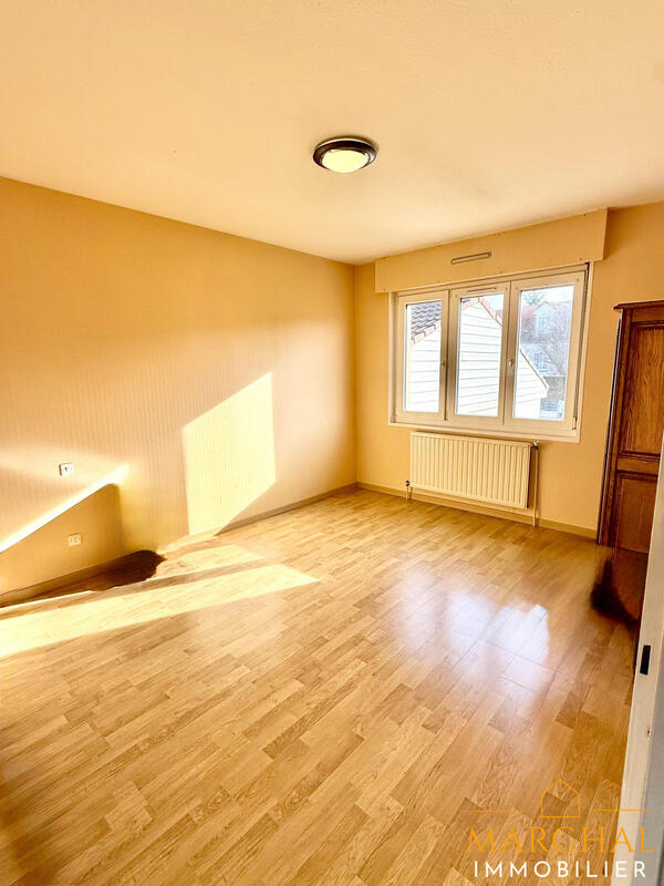 Maison - 99 m² - 4 pièces