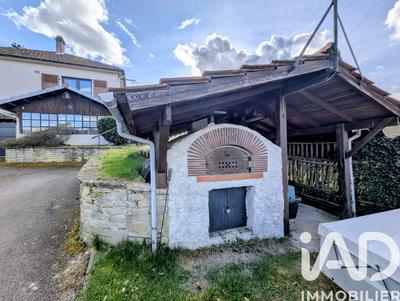 Maison - 97 m² - 4 pièces