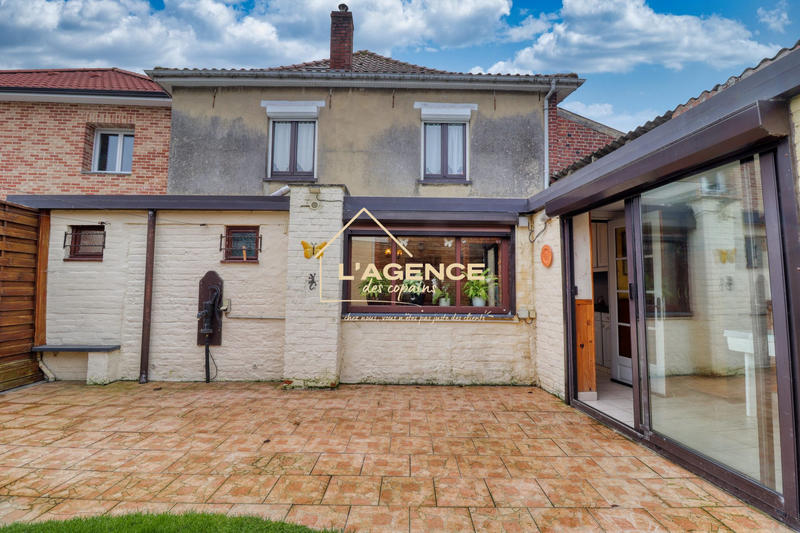 Maison - 178 m² - 8 pièces