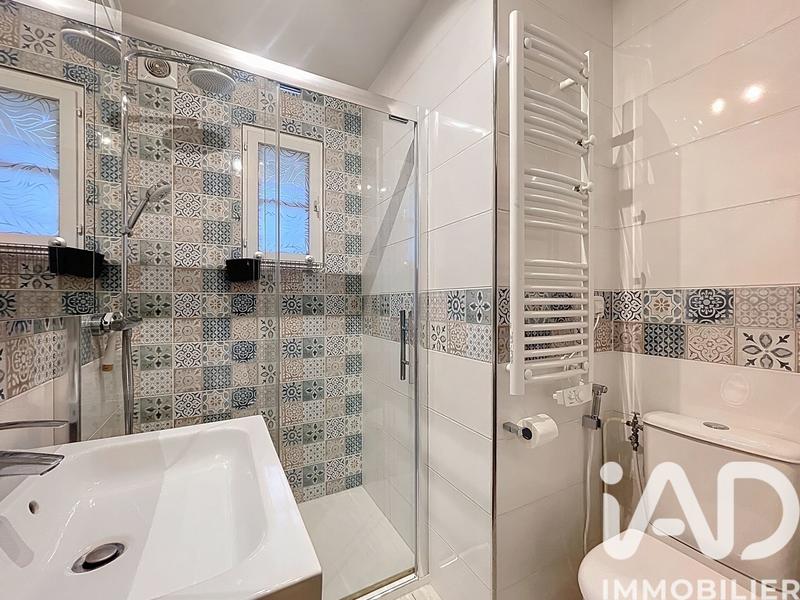 Maison - 181 m² - 7 pièces