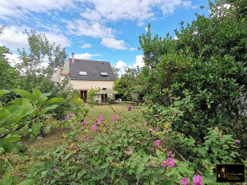 Maison ancienne - 227 m² - 8 pièces