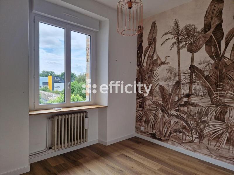 Maison - 197 m² - 9 pièces