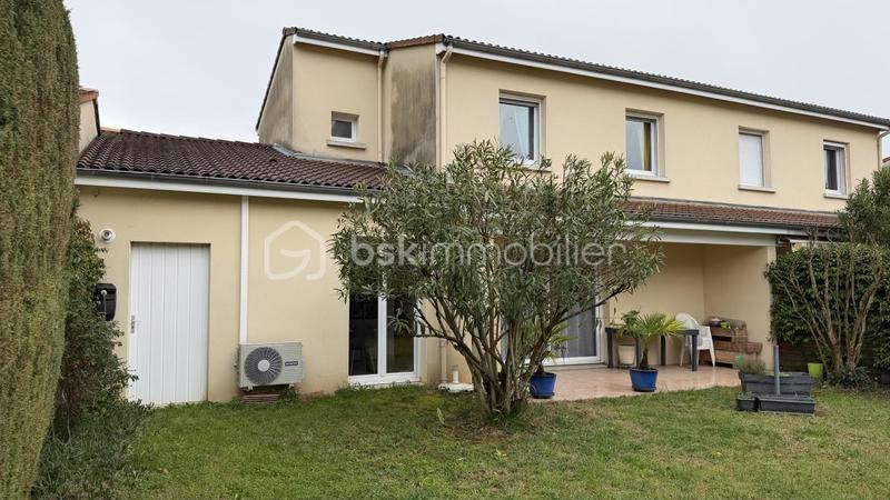 Maison - 98 m² - 4 pièces