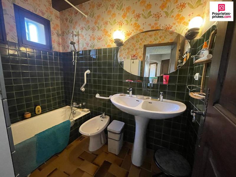 Maison - 145 m² - 8 pièces