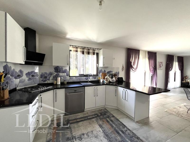 Maison - 117 m² - 5 pièces