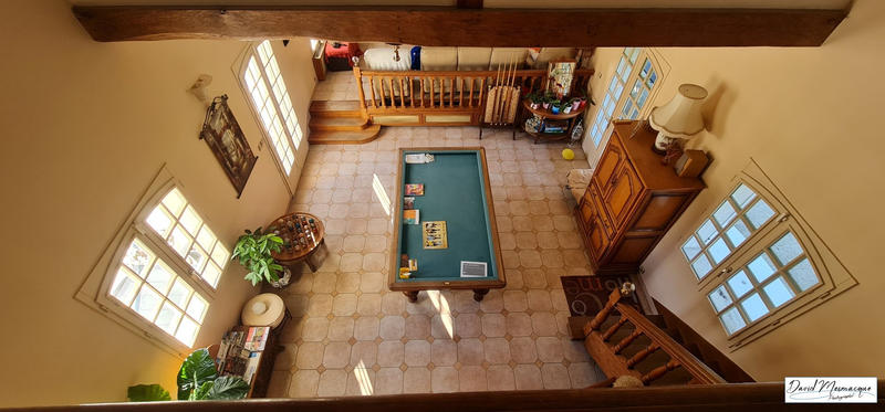 Villa - 438 m² - 11 pièces