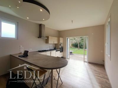 Maison - 140 m² - 4 pièces