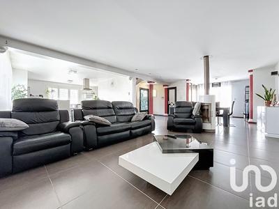 Maison - 144 m² - 4 pièces