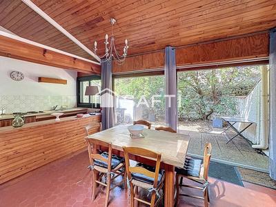 Villa - 90 m² - 4 pièces