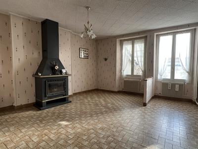 Maison ancienne - 97 m² - 5 pièces