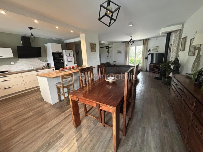 Maison - 138 m² - 6 pièces