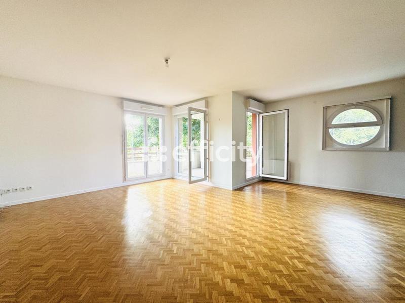 Appartement - 110 m² - 4 pièces