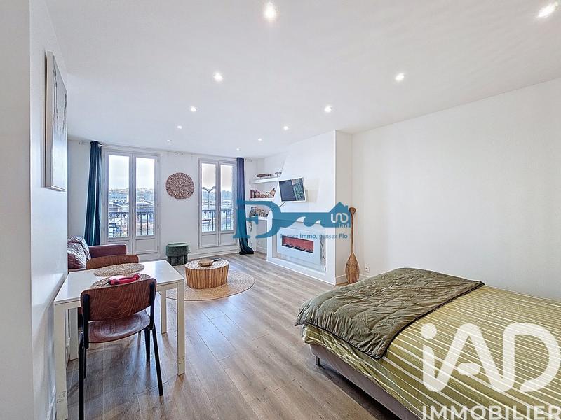 Studio - 40 m² - 1 pièce