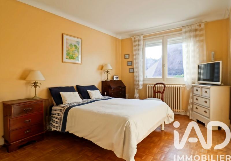 Maison - 92 m² - 5 pièces