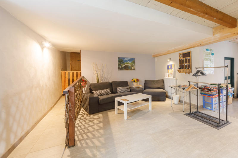 Maison - 310 m² - 14 pièces