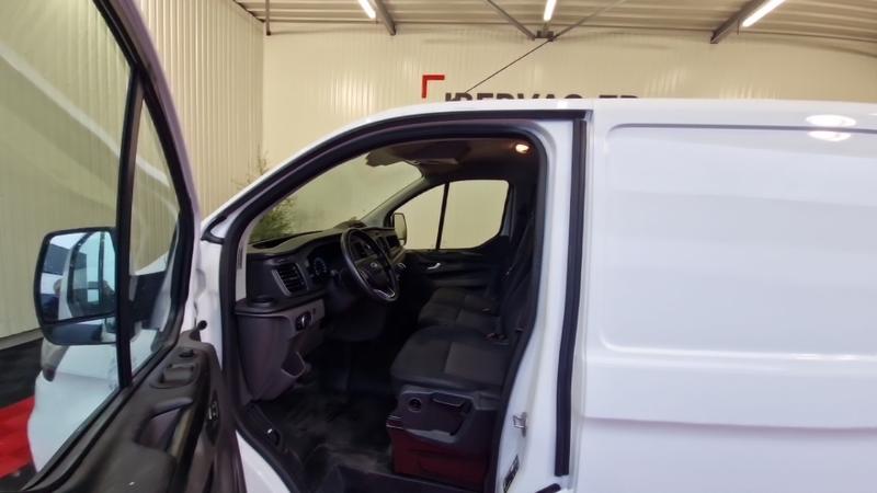 Ford Transit Custom 320 L2h1 2.0 Ecoblue 105 Trend Business