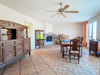 Maison - 231 m² - 8 pièces