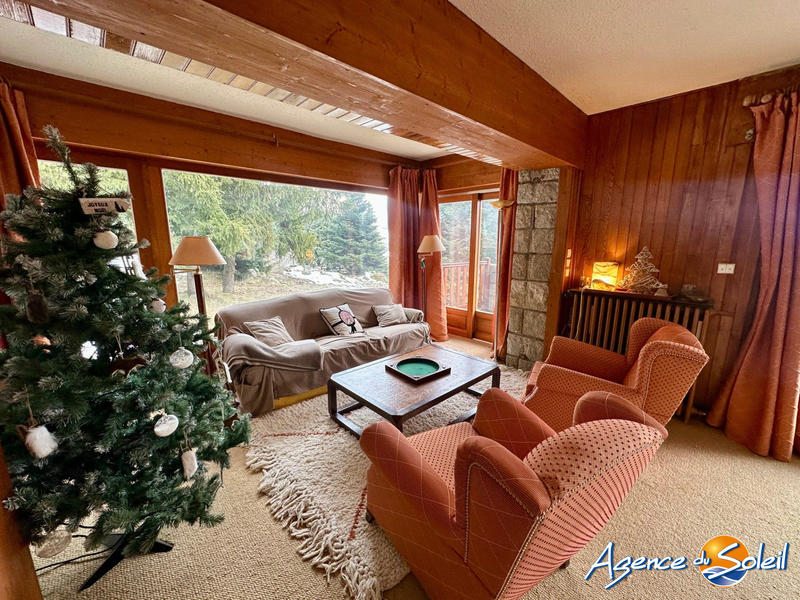 Châlet - 307 m² - 12 pièces