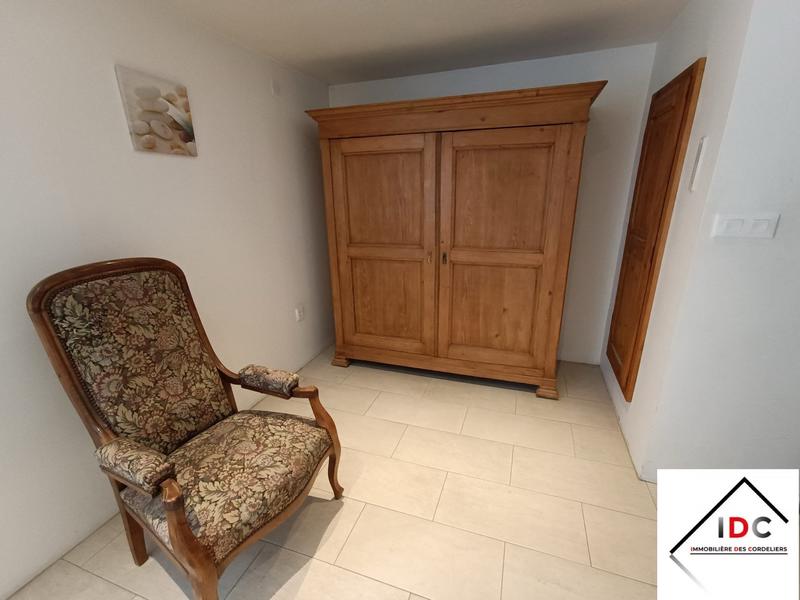 Maison contemporaine - 270 m² - 7 pièces