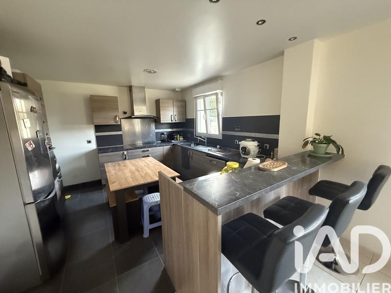 Maison - 95 m² - 5 pièces