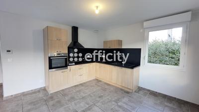 Villa - 80 m² - 4 pièces