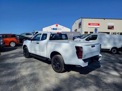 Isuzu d-max N60 Space Cab 1.9 164 Ch 4x4 Nitro Sport Tva Recuperable Pour les Pros