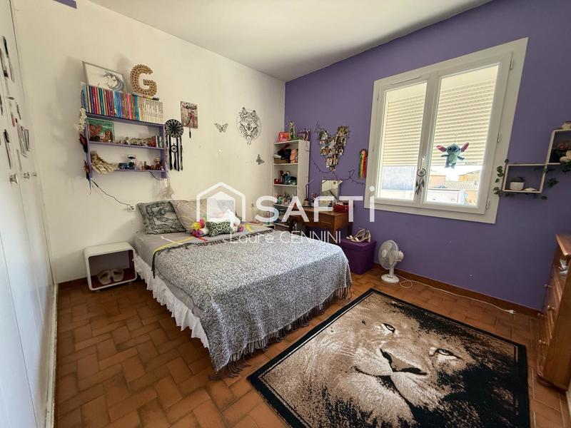 Maison - 220 m² - 7 pièces