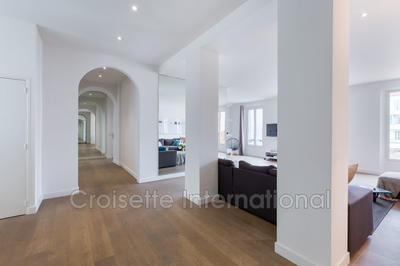 Appartement - 150 m² - 4 pièces