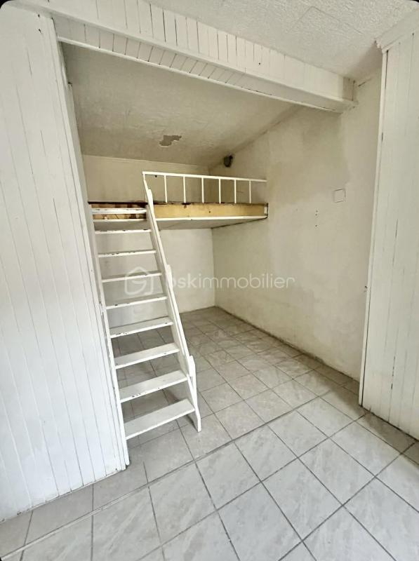 Studio - 24 m² - 1 pièce