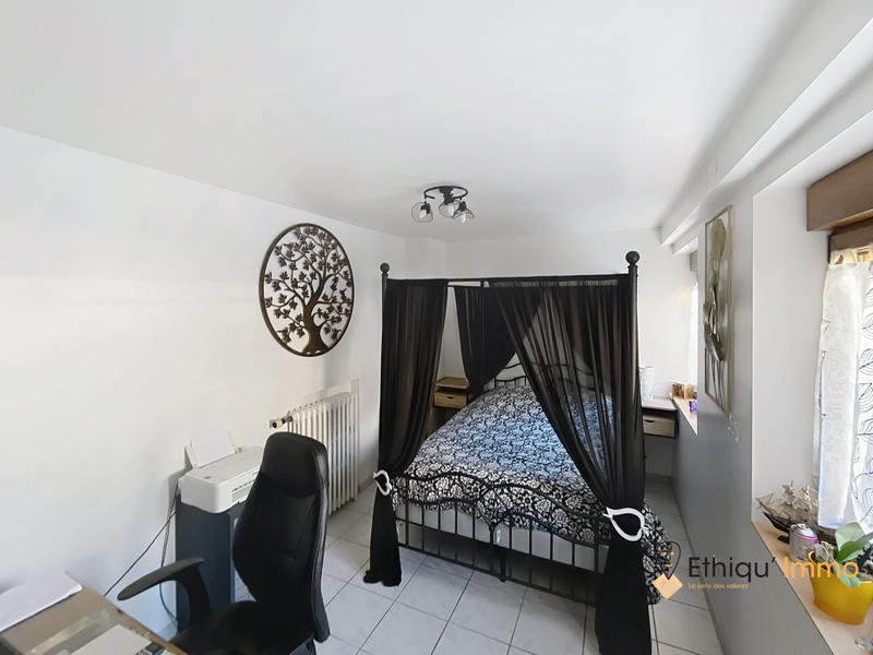 Maison - 160 m² - 5 pièces