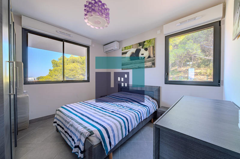 Appartement - 90 m² - 4 pièces