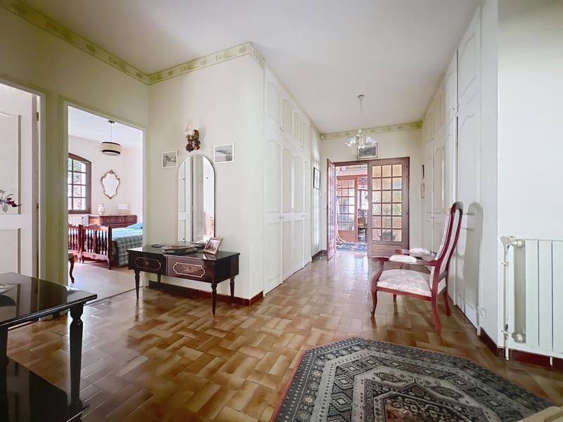 Maison - 200 m² - 7 pièces