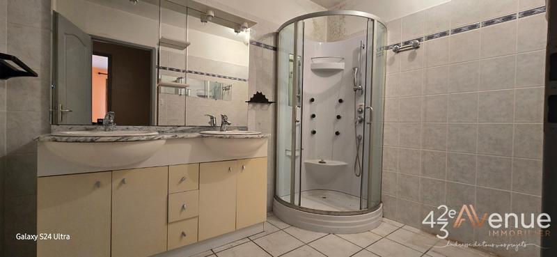 Maison - 94 m² - 3 pièces