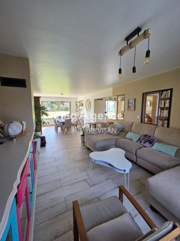 Maison - 151 m² - 7 pièces