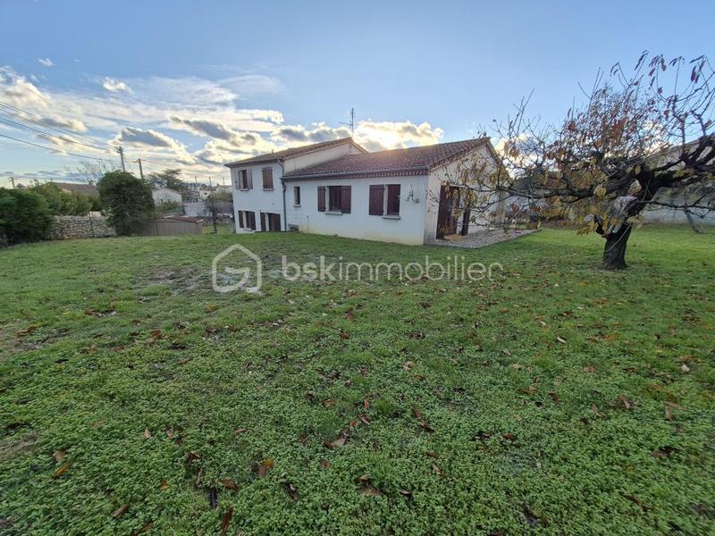 Maison - 188 m² - 7 pièces