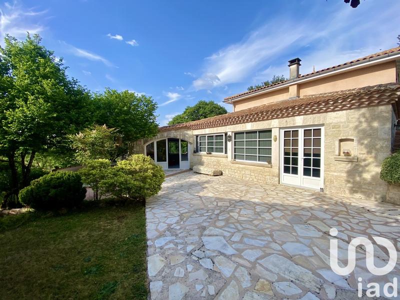 Maison - 215 m² - 5 pièces