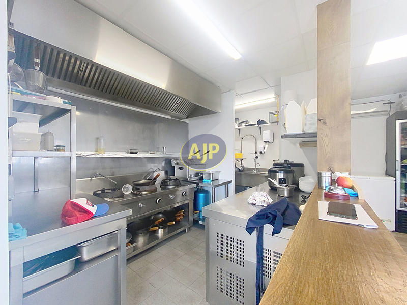 Local commercial - 62 m²