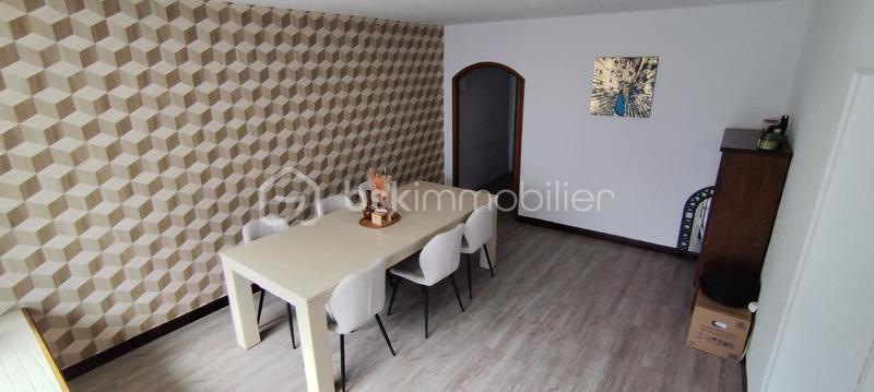 Maison ancienne - 162 m² - 8 pièces