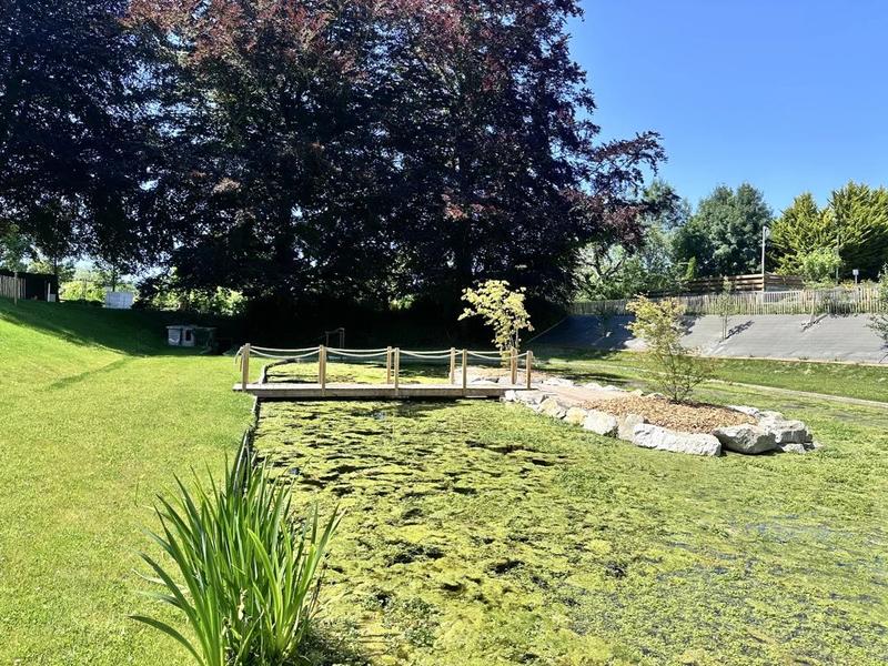 Propriété - 205 m² - 6 pièces