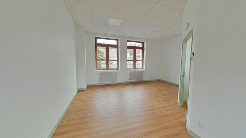 Bureau - 42 m² - 1 pièce