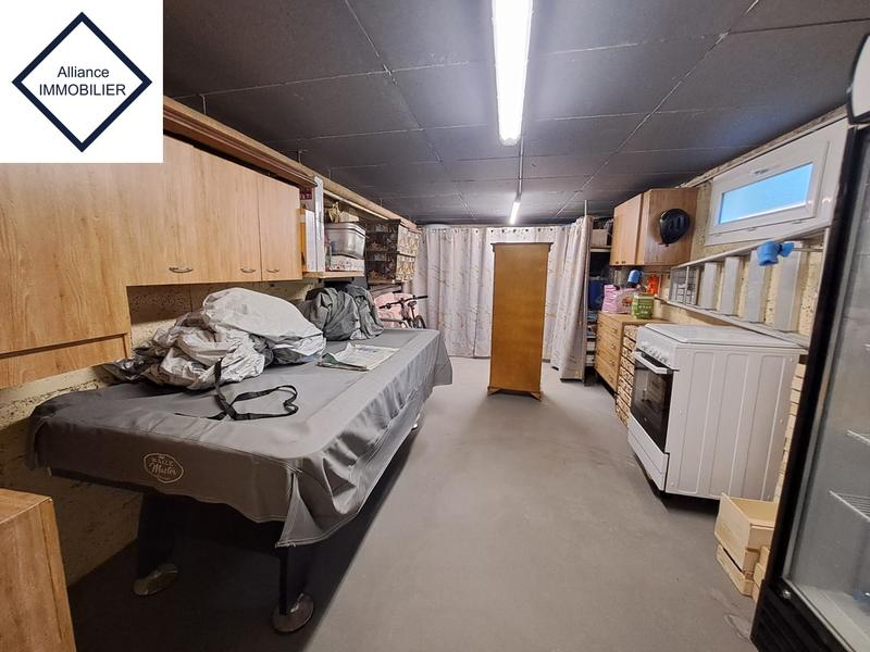 Maison - 137 m² - 9 pièces