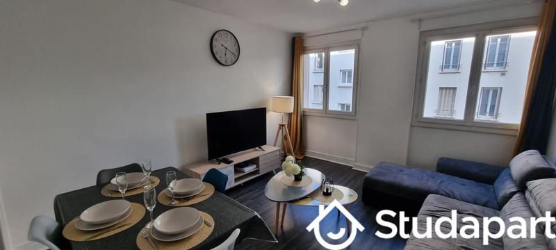 Chambre - 12 m² - 1 pièce