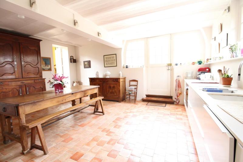 Maison - 412 m² - 11 pièces