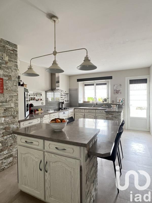 Maison - 168 m² - 7 pièces