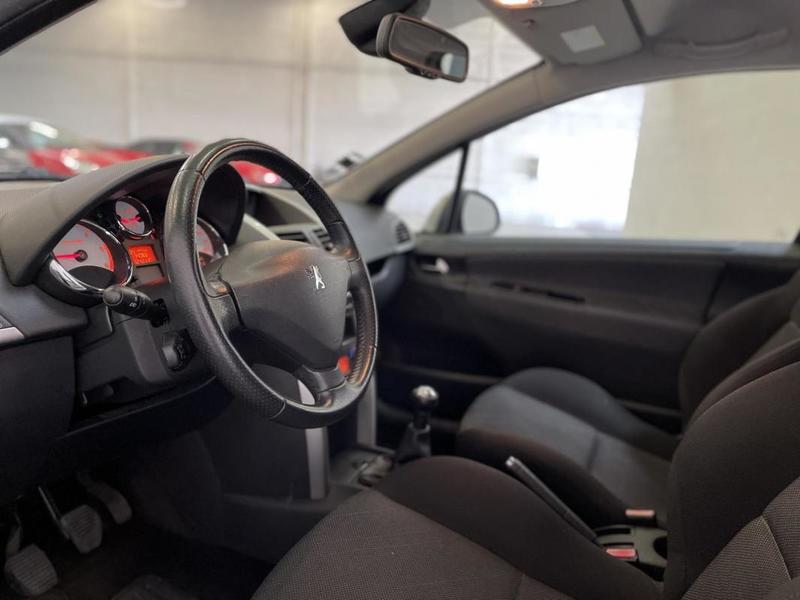 Peugeot 207 1.6 Hdi 110 Ch Premium Clim - Garantie 6 Mois