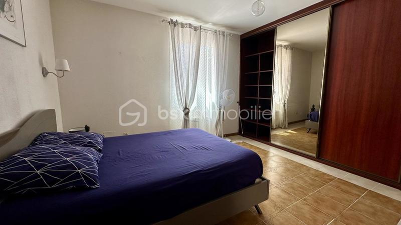 Villa - 280 m² - 9 pièces