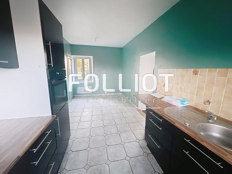 Maison - 197 m² - 12 pièces