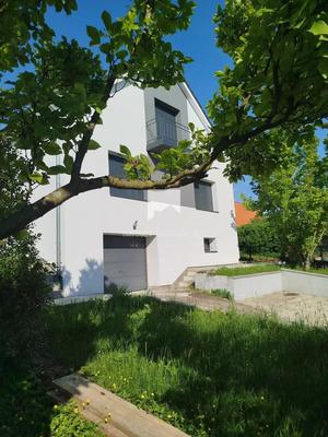 Maison de village - 108 m² - 6 pièces