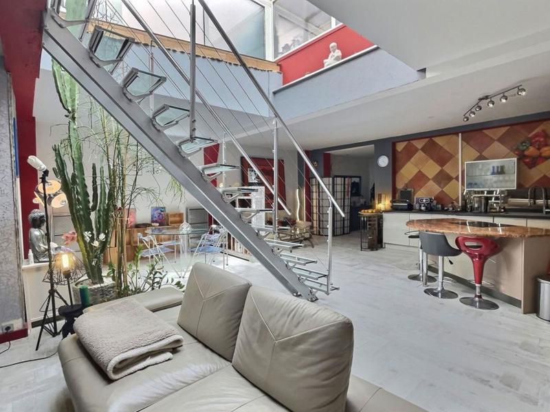 Loft - 113 m² - 3 pièces