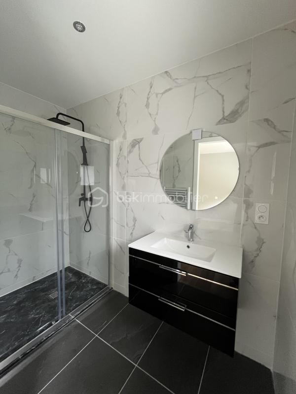 Maison - 182 m² - 7 pièces